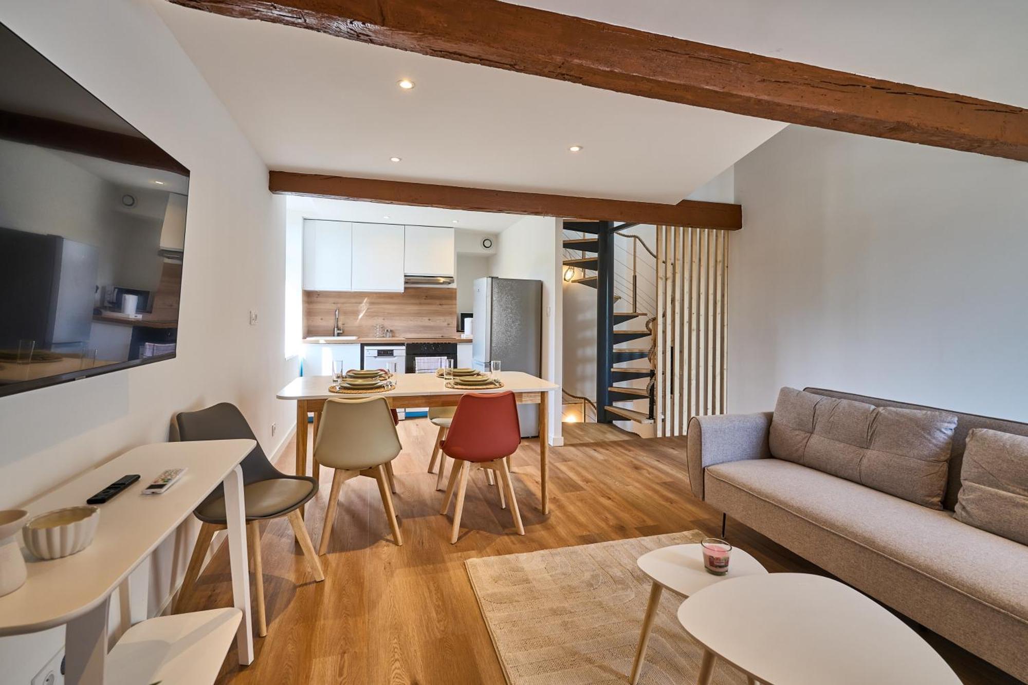 Le Rempart Harmonieux - Triplex Au Pied De La Cite Apartment Carcassonne Luaran gambar
